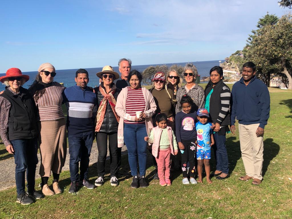 VDSA members and refugee friends at the beach